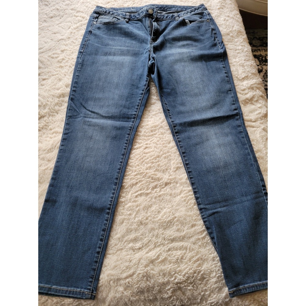 Lane Bryant Straight Leg Genius Fit Jeans Size 18 Regular Blue Wash